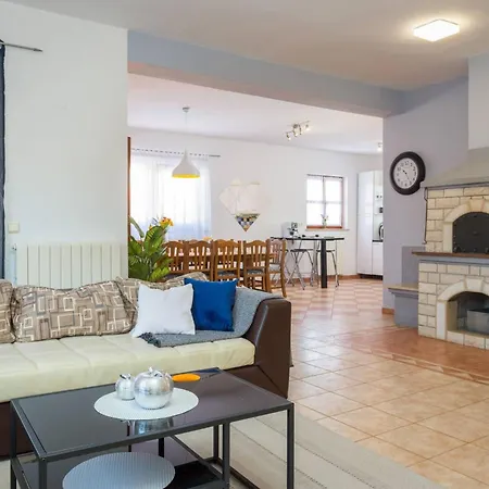בית נופש Ferienvilla Ena By Interhome *