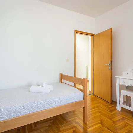 בית נופש Ferienvilla Ena By Interhome פולה