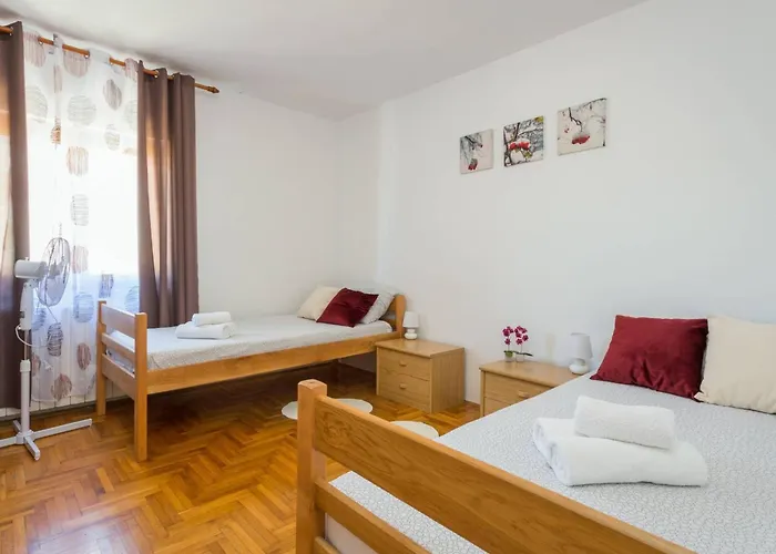 Ferienvilla Ena By Interhome *