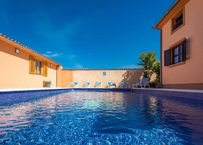 Ferienvilla Ena By Interhome * Pula