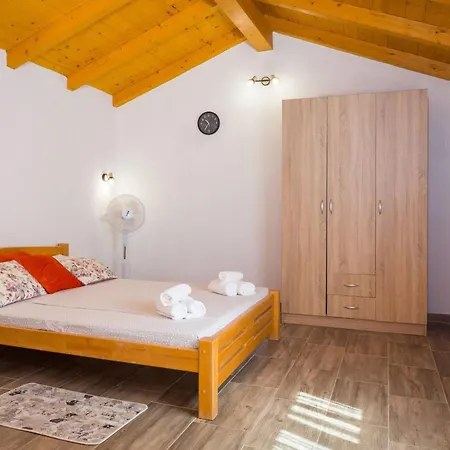 Ferienhaus Ferienvilla Ena By Interhome