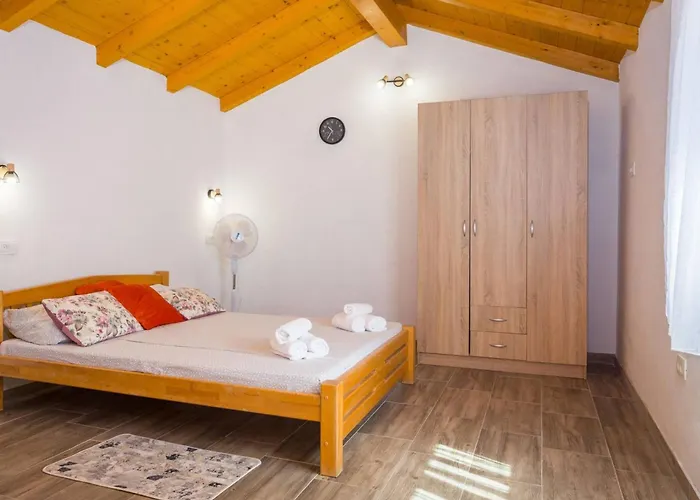 Ferienhaus Ferienvilla Ena By Interhome